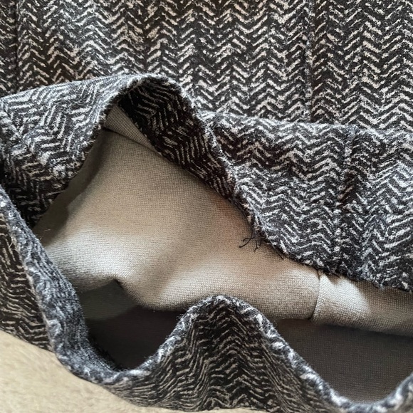 Lysse Wide Leg Woven Legging - Picture 5 of 13